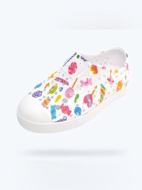 RARE NEW NATIVE SHOES Girl’s Jefferson Print Retro Candy White
VARIOUS SIZES